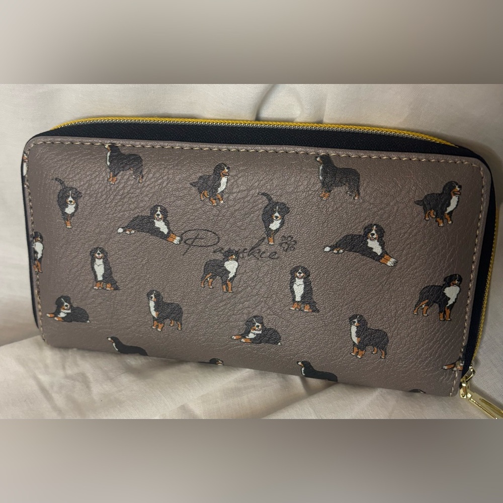 PAWSKIE Tan and Black Dog Design Zippered Wallet Clutch EUC Gold Hardware